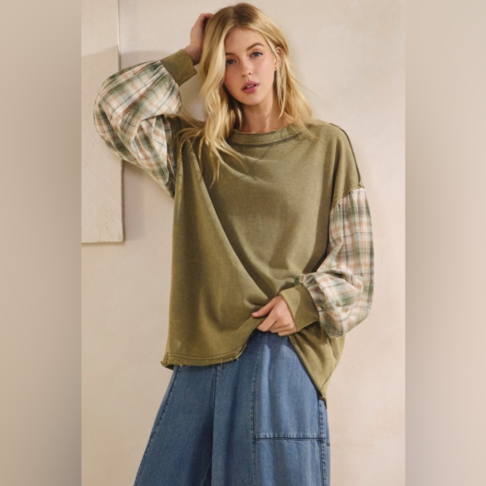 Sage + Fig Olive Pullover with Plaid Balloon Sleeves - Picture 4 of 7